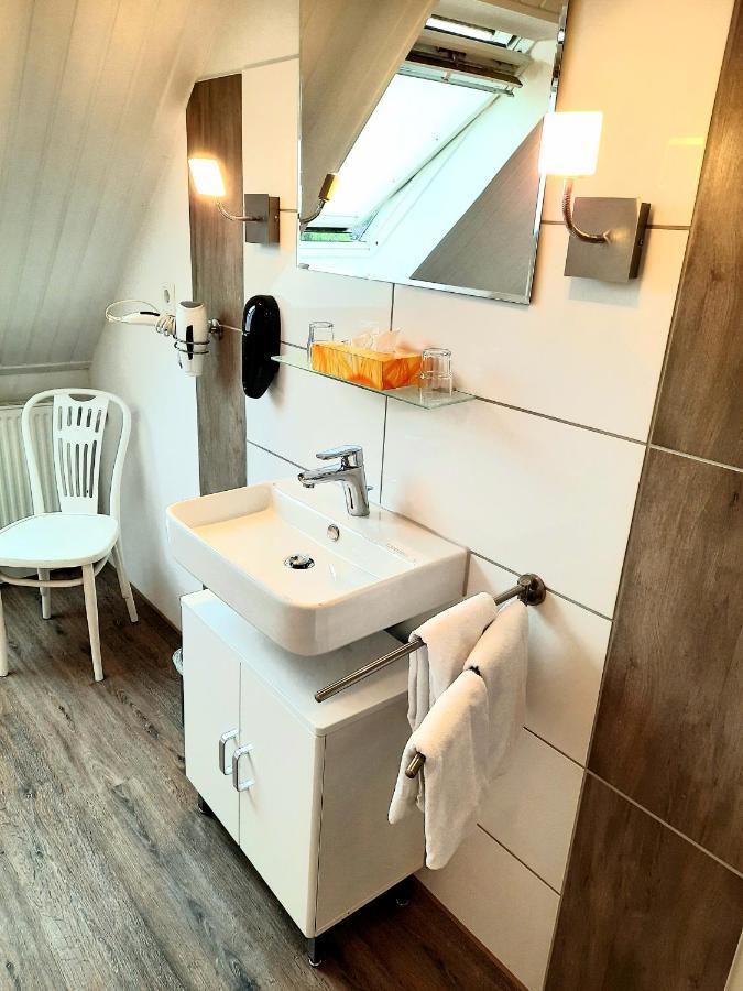 Hotel Pellmuehle Jever Luaran gambar